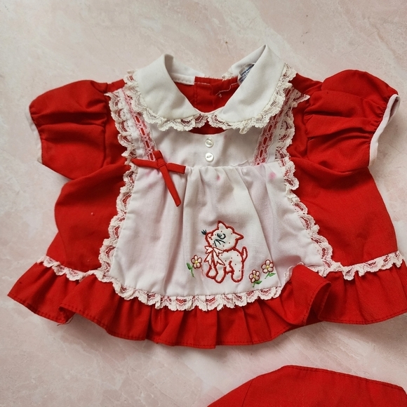 CRADLE TOGS x VINTAGE 80's red ruffle white lace trim diaper cover and kitty top - Picture 4 of 8